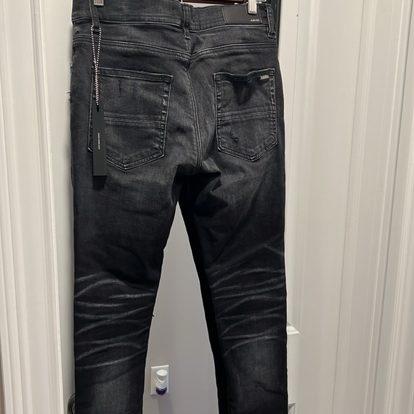 Authentic Brand New Amiri Mx1 Skinny Fit Distressed Jeans w sparkle - Picture 8 of 8